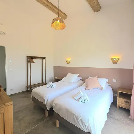 Maison Avec Piscine - Vue - 6 Personnes Villa Monacia-d'Aullene